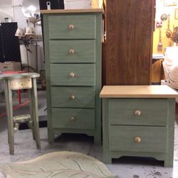 Four Piece Bedroom Green Set For Sale
