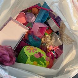 Lot Of Shopkins And  Hatchimals