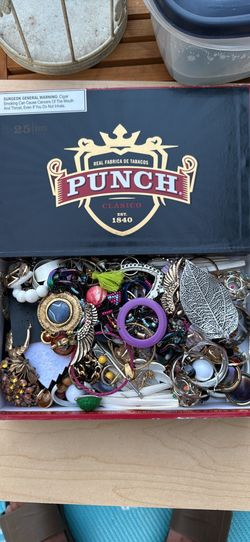 Mixed Costume Jewelry Lot