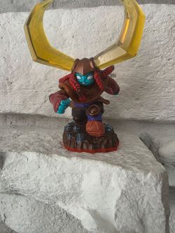 SKYLANDERS Trap Team TRAP MASTER HEAD RUSH Earth Element Figure