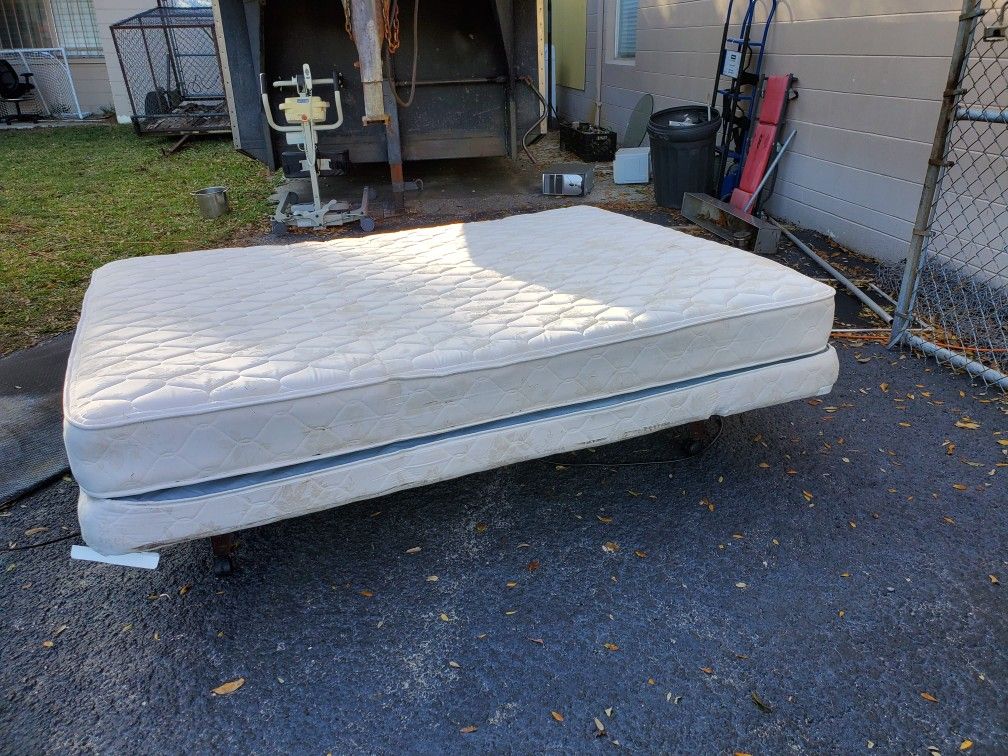 Full size Craftmatic fully adjustable bed with vibrator for Sale in