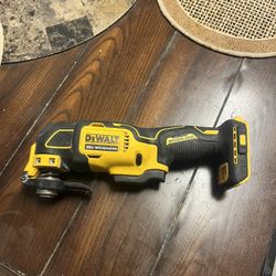 Dewalt 20v Multitool $65 Firme Precio Tool Only 