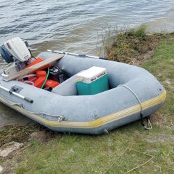 Hypalon Aquilles Dinghy Boat Tender With Envinrude Motor 2 Stroke $699 OBO  Read Description Motor Sells Separately 
