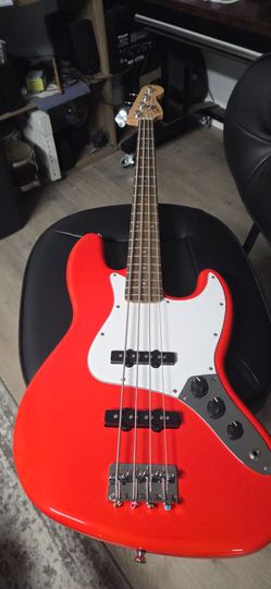 Squire Jazz Bass