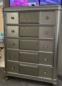 Chest/ Dresser $150
