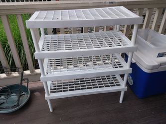 Plastic Shelving