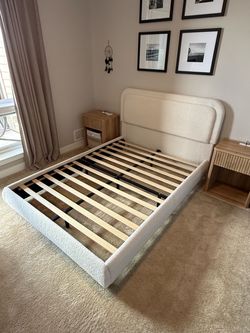Like NEW Full Size Boucle Platform Bedframe