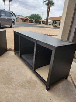 Tv entertainment center