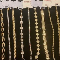 So Very Popular Ladies' Braceletg