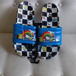 Hello Kitty And Friends Slippers 