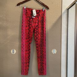 Ivy Park Ladies Leggings New Size Small 