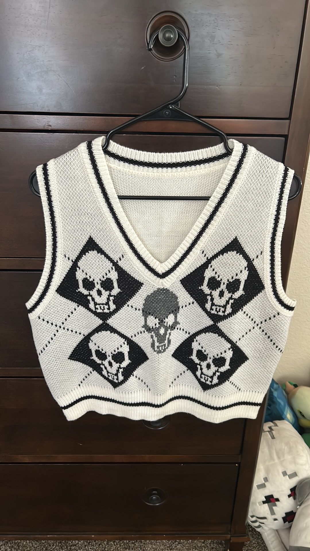 SHEIN Skull Pattern Sweater Vest