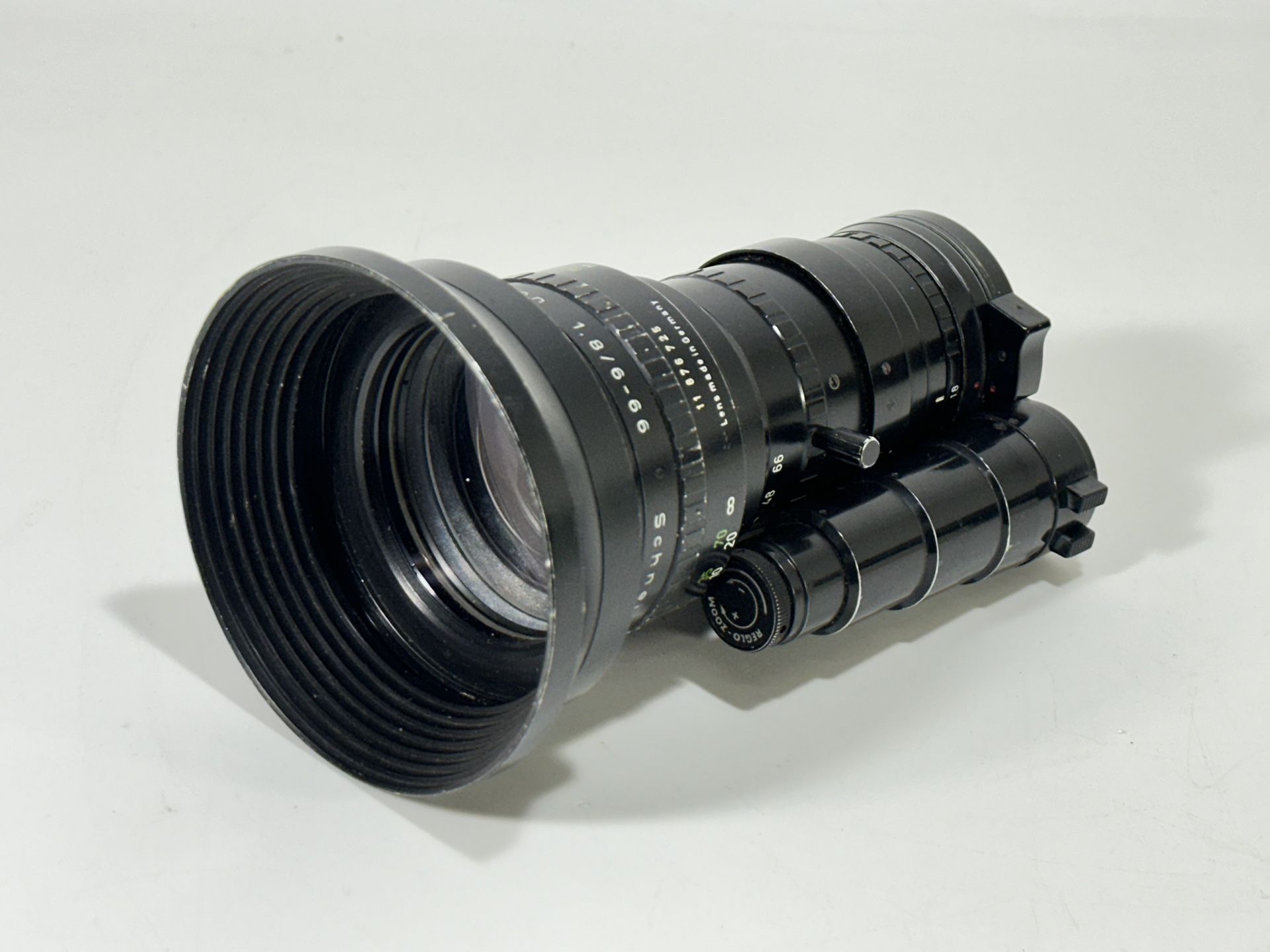 Schneider Kreuznach Beaulieu Optivaron 6 66mm f/1.8 MF Lens