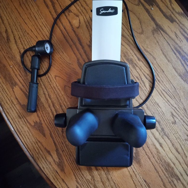 Saunders Group Cervical HomeTrac Device for Sale in Wichita, KS - OfferUp