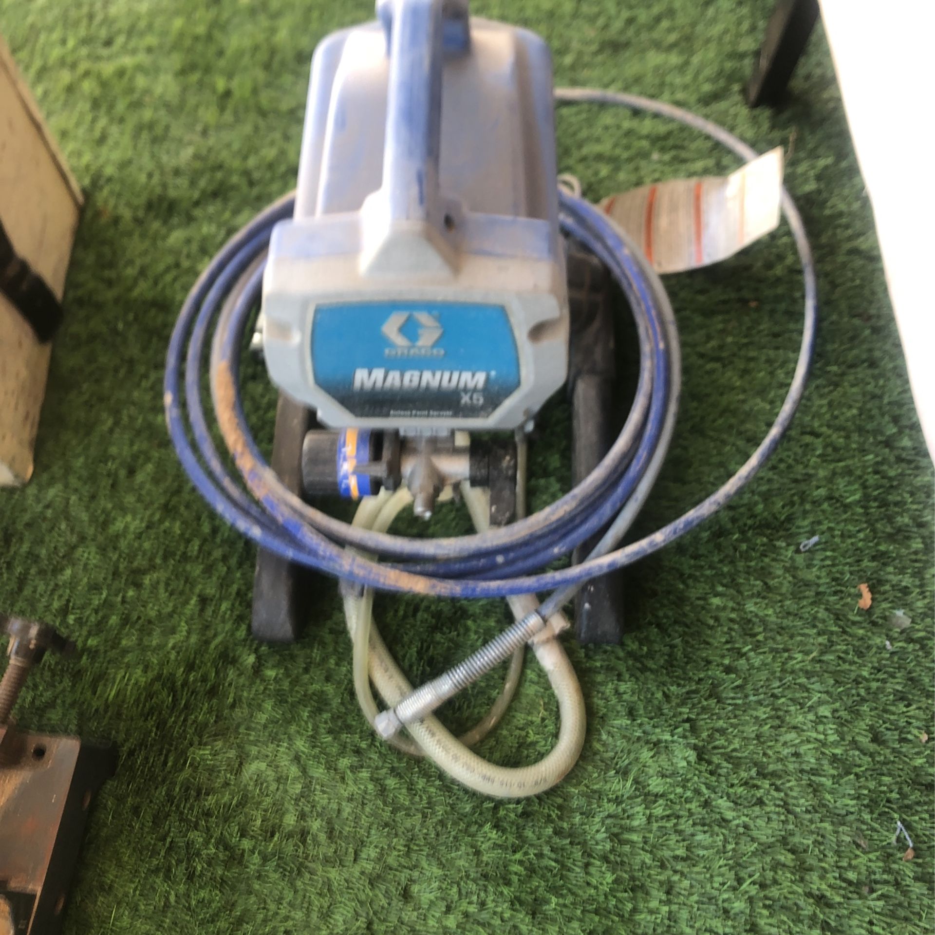 Graco Magnum X5 Electric Sprayer for Sale in Phoenix, AZ OfferUp