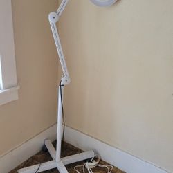 Facial/Estotician Light/lamp