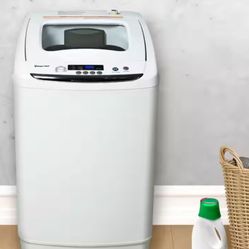 SMALL Wa  -sher MACH Portable Magic Chef Model: MCSTCW09W1.  0.9 cu. ft. Compact Portable    IN EAGLE ROCK FIRM PRICE 