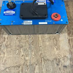 Maxwell DuraBlue 48V 165F ultracapacitor module.