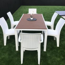 Dining Table And 6 Chairs
