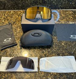 Oakley Sutro