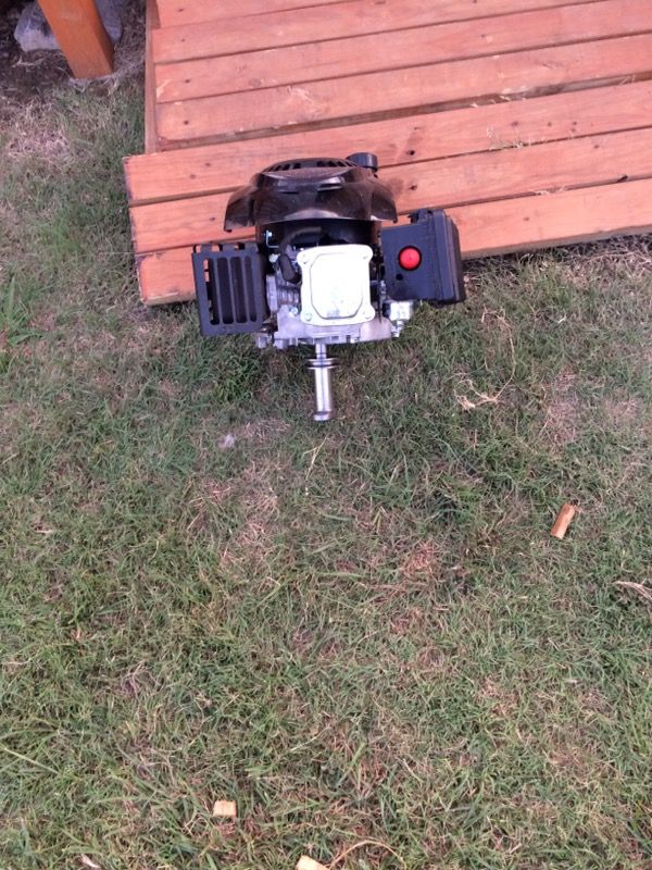 Predator 173 cc mower engine with mtd blade adapter. Like new engine/ used only several times on a husqvarna mower.