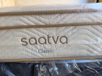 California King Saatva Classic Firm Mattress - Delivery AvailableCalifornia King Classic Firm 11.5" Mattress  **Like new condition**  -Lightly used, i