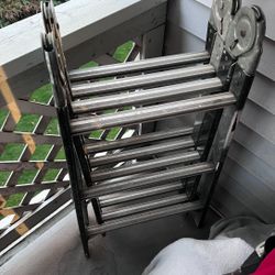 Collapsible Ladder