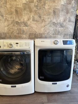 Maytag washer and dryer laundry