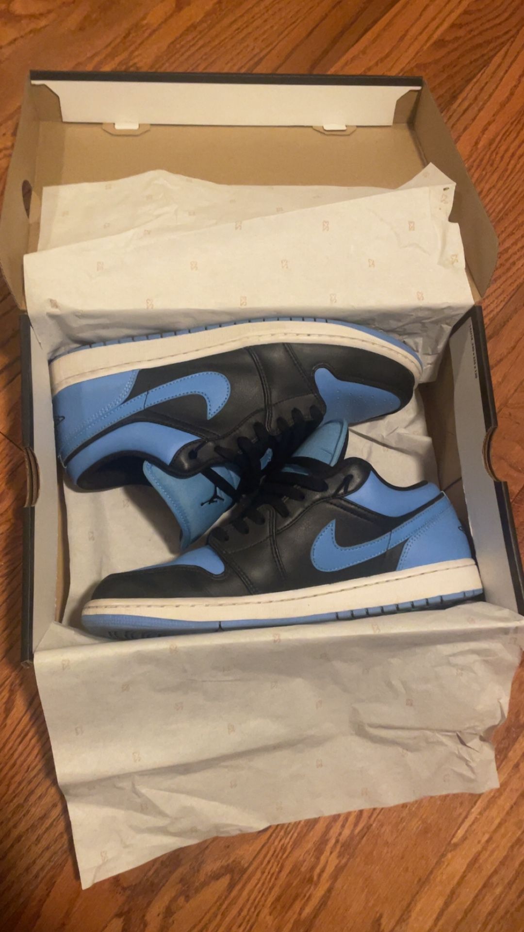 Jordan 1 Low Black University Blue Size 11