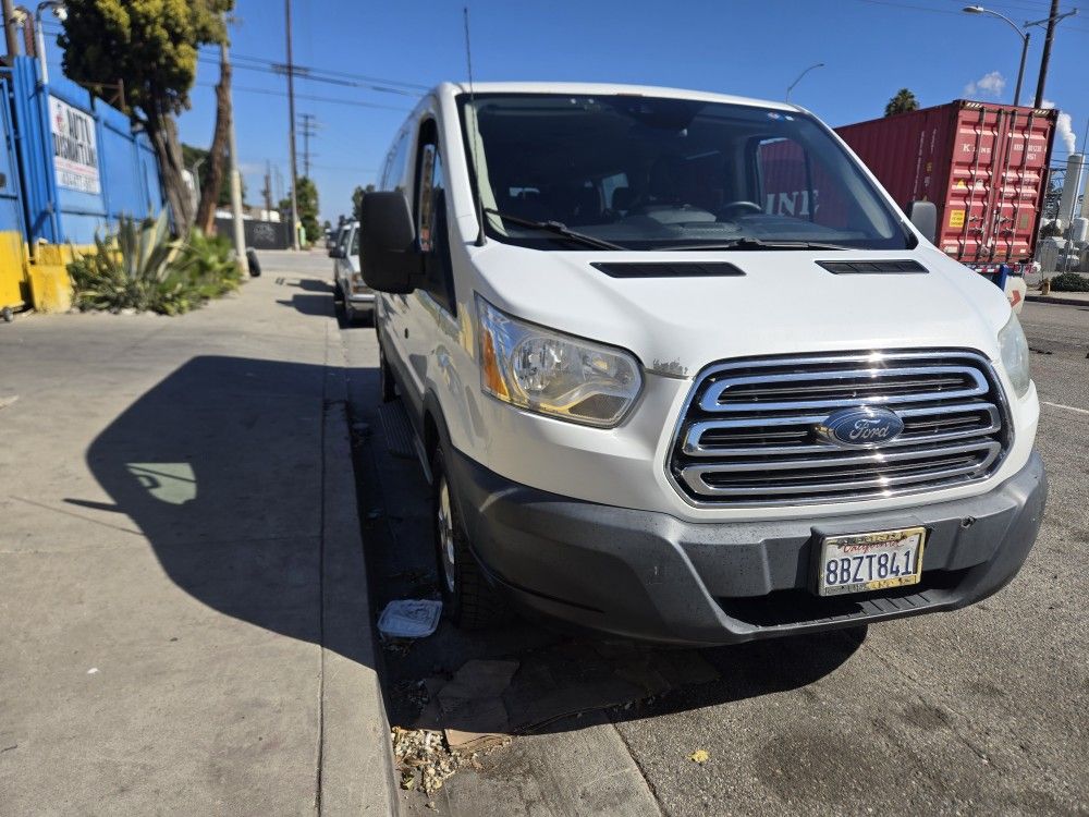 2017 Ford Transit