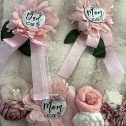 Baby Shower Mom And Dad To Be Pins