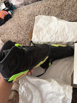 Jordan 6’s Glow In The Dark 