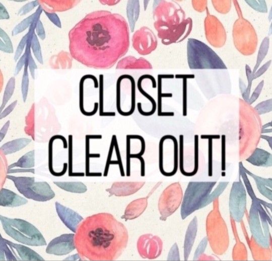 50lbs Of Womens Clothes Full Closet Lot Size S M L + 15lbs Of Womens Shoes 7.5