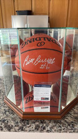 Bill Russell autograph Spalding basketball