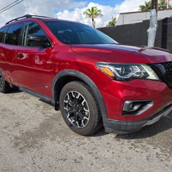 2020 Nissan Pathfinder
