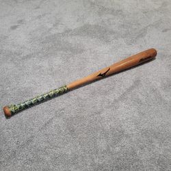 NEW MIZUNO CLASSIC MAPLE WOOD BASEBALL BAT MZM243 SIZE 34