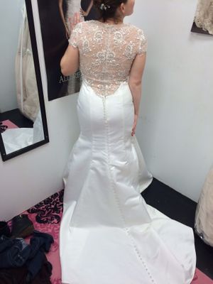 New And Used Wedding Dress For Sale In Syracuse Ny Offerup