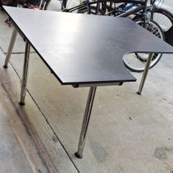 Heavy Duty Ikea Desk 63x47 In 31.5 On The Short End