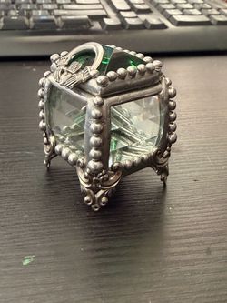 Victorian glass ring/jewel box