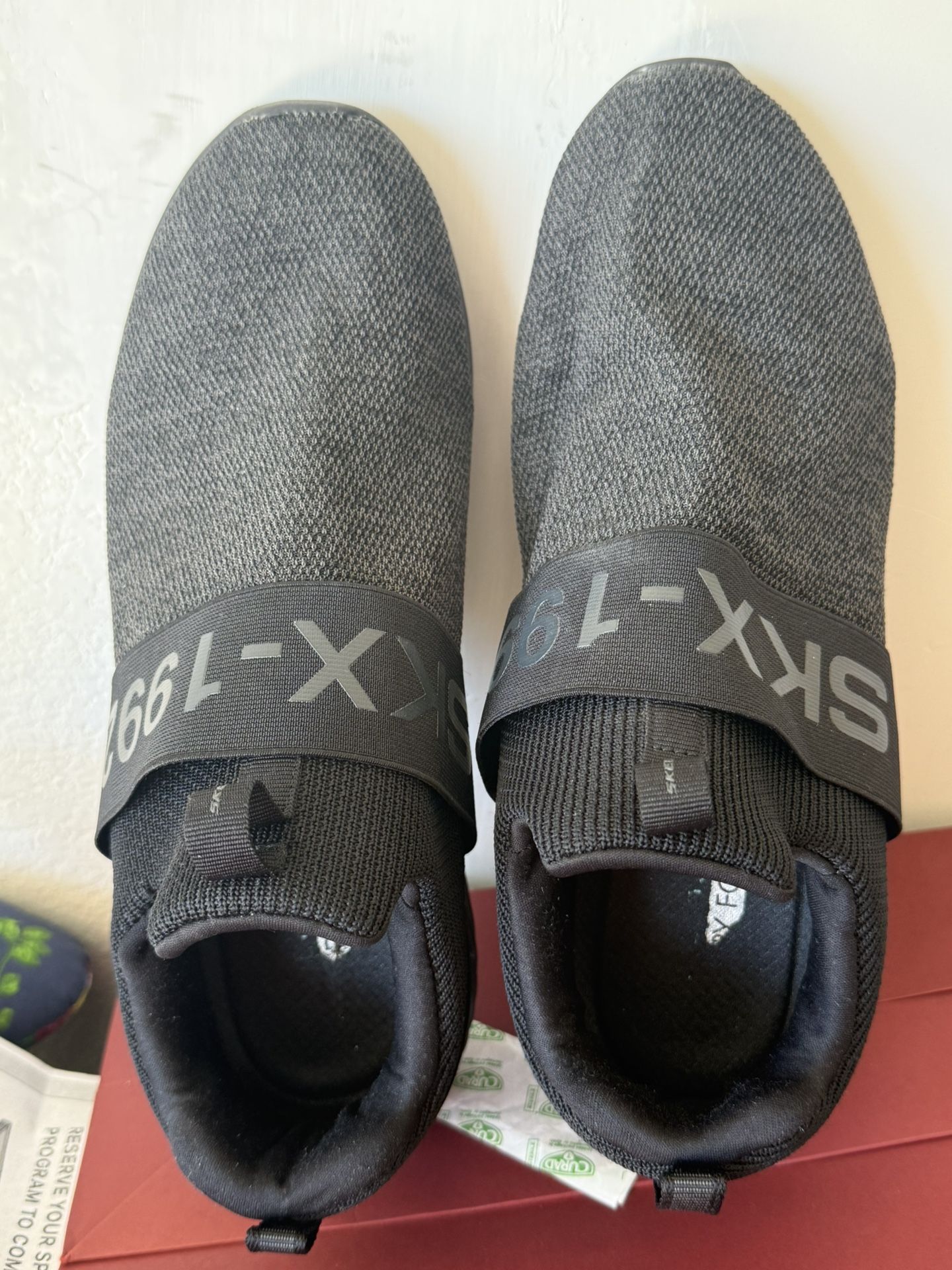 Men Shoes Size 13