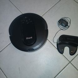 Shark Robot Vac 