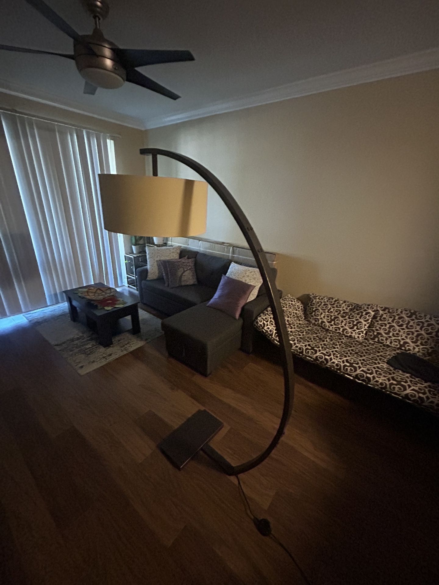 Beautiful Living Room Lamp For Sale