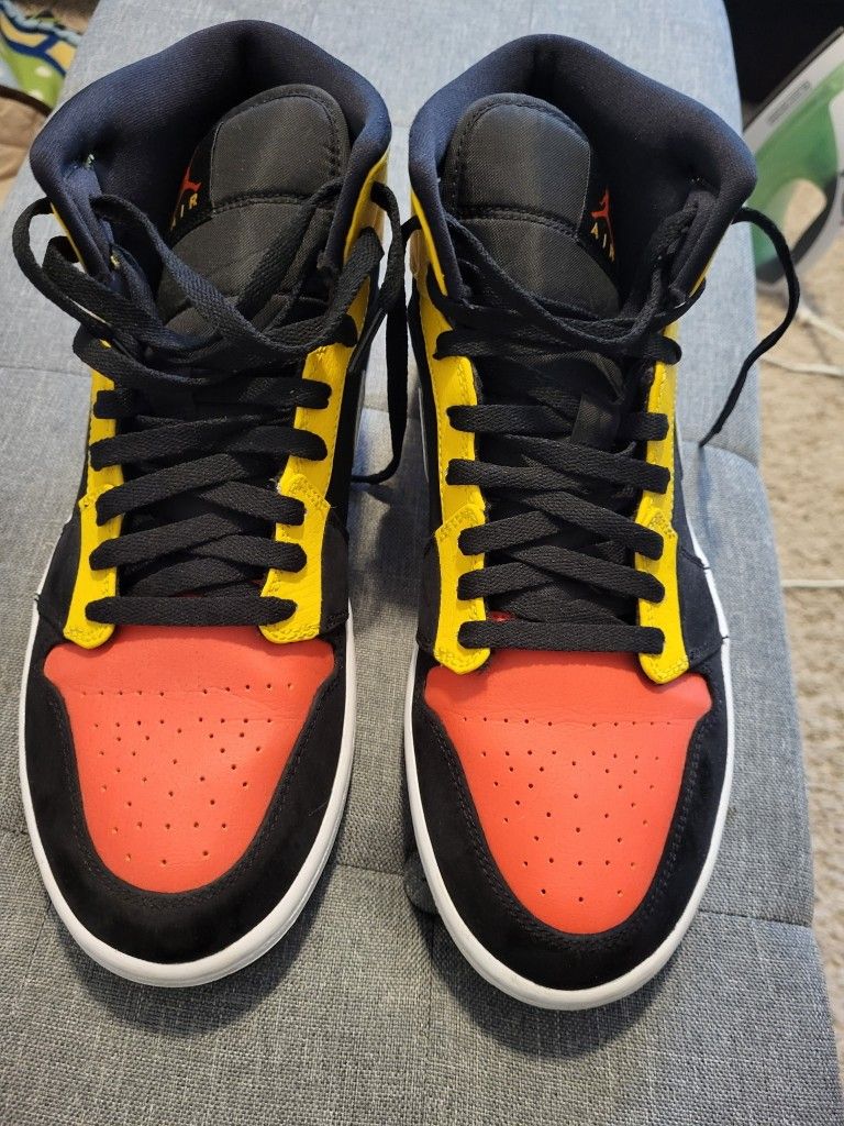 Men's Nike High Top Sneakers 