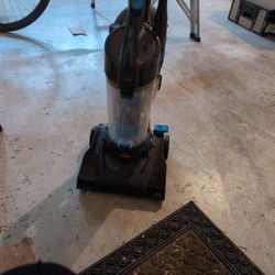 Free Vacuum Cleaner- Needs Fixing 