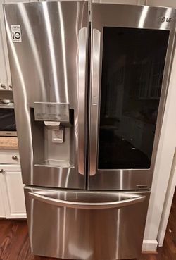 LG Refrigerator for Parts – $100 OBO -(Herndon)