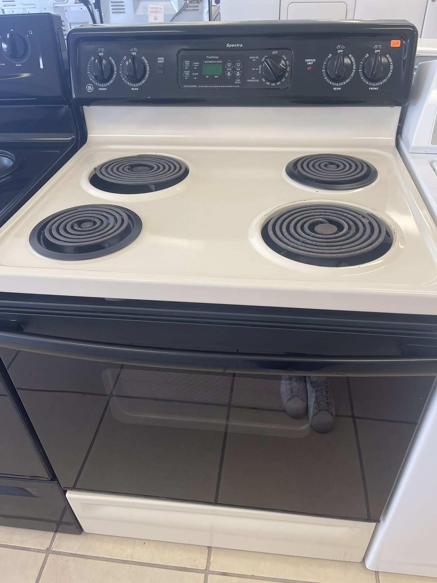 GE COIL STOVE BLACK BEIGE