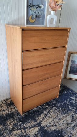 CUTE TALL DRESSER
