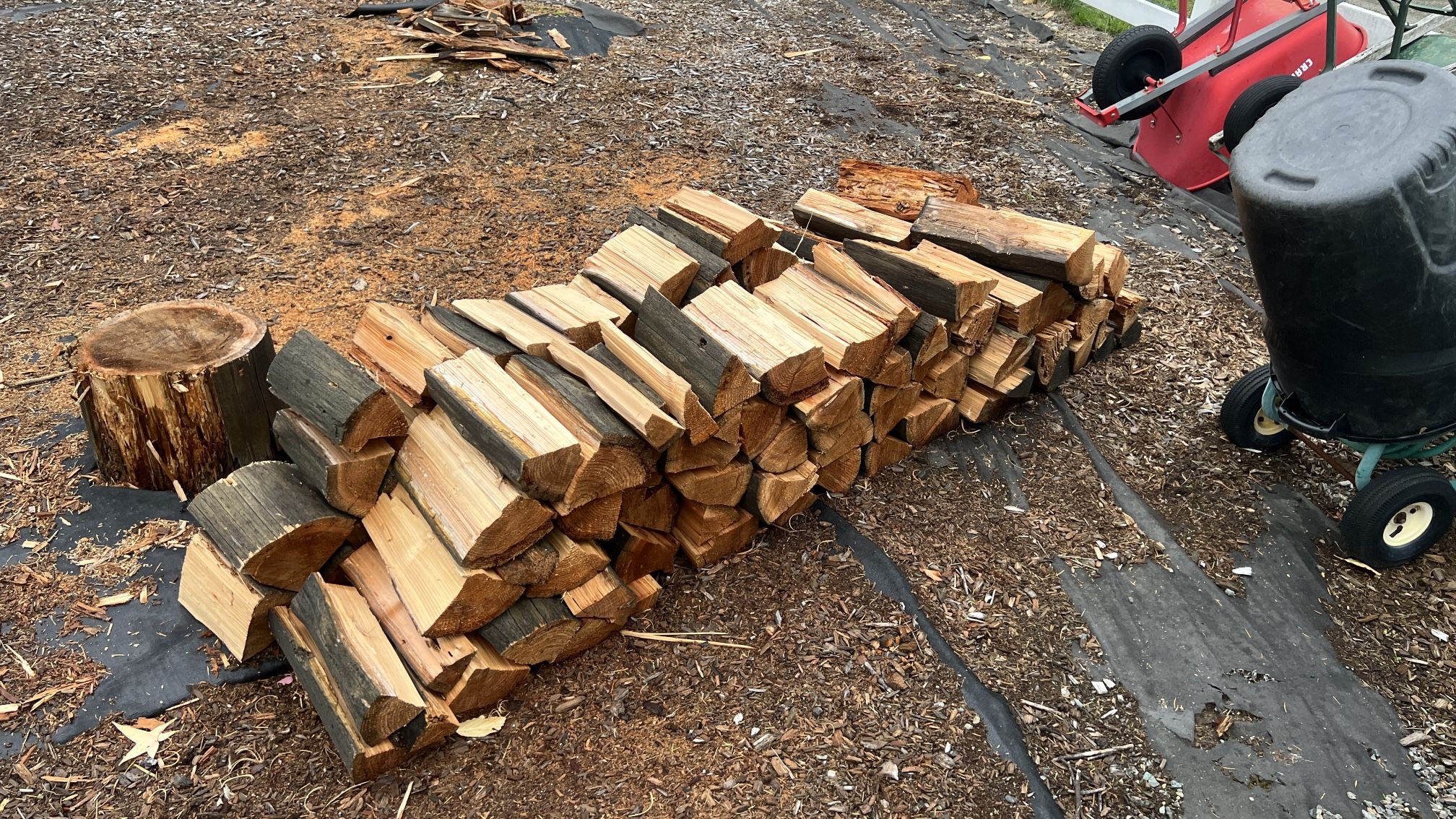 Cedar Firewood 