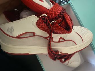 Lanvin curbs