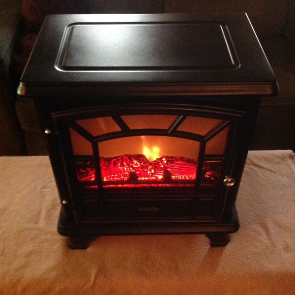 DuraFlame electric fireplace,space heater,btu for Sale in Weatherly, PA